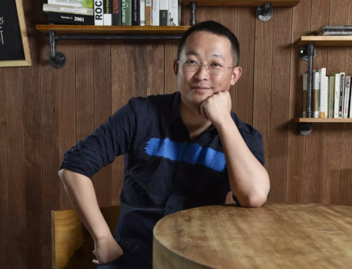 知乎找北:试错之路跌跌撞撞 未来何去何从?(图1) 知乎找北:试错之路跌跌撞撞 未来何去何从?(图1)